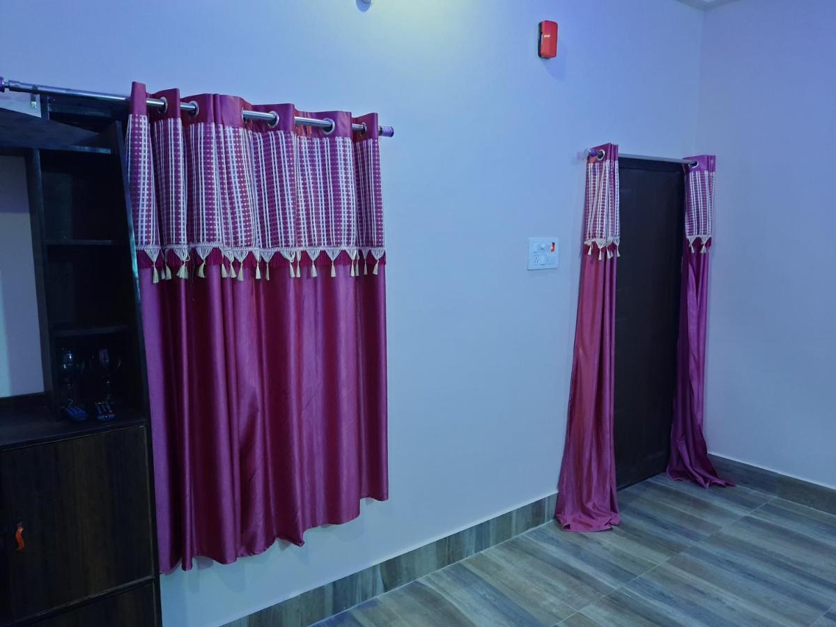 Hotel Blue Diamond Bahraich Luaran gambar